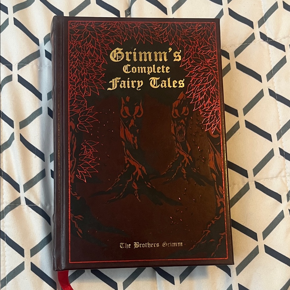 Grimm's Complete Fairy Tales Book